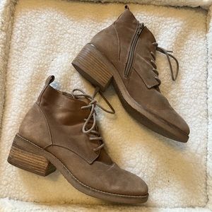 Lucky Brand - Size 7 Tie front, side zip, tan low heeled boots
